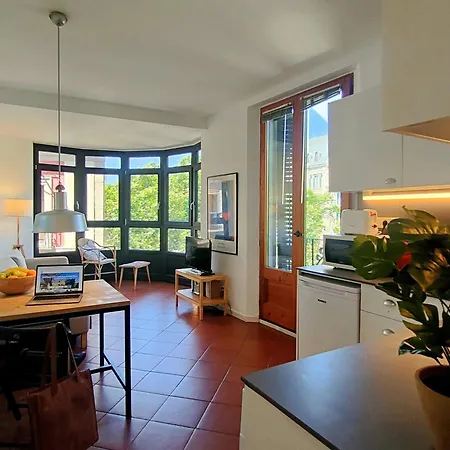 Appartement Gorgeous Views Over La Rambla. Very Bright R.a. Barcelone